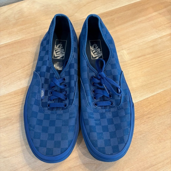 VANS Men's 9.5 Skateboard Classic True Blue Mono Checkered Skate Lace Sneakers - Picture 3 of 7